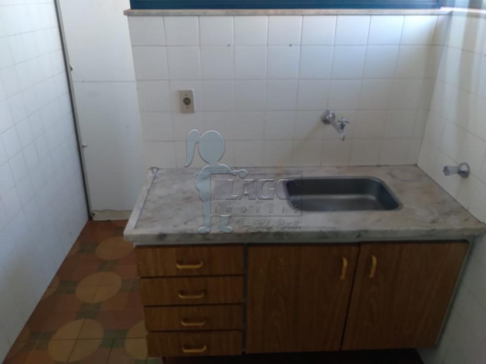 Alugar Apartamento / Padrão em Ribeirão Preto R$ 700,00 - Foto 4