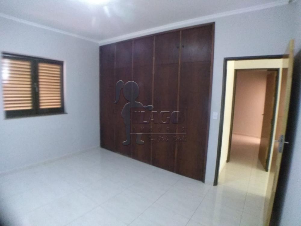 Alugar Casa / Padrão em Ribeirão Preto R$ 2.500,00 - Foto 9