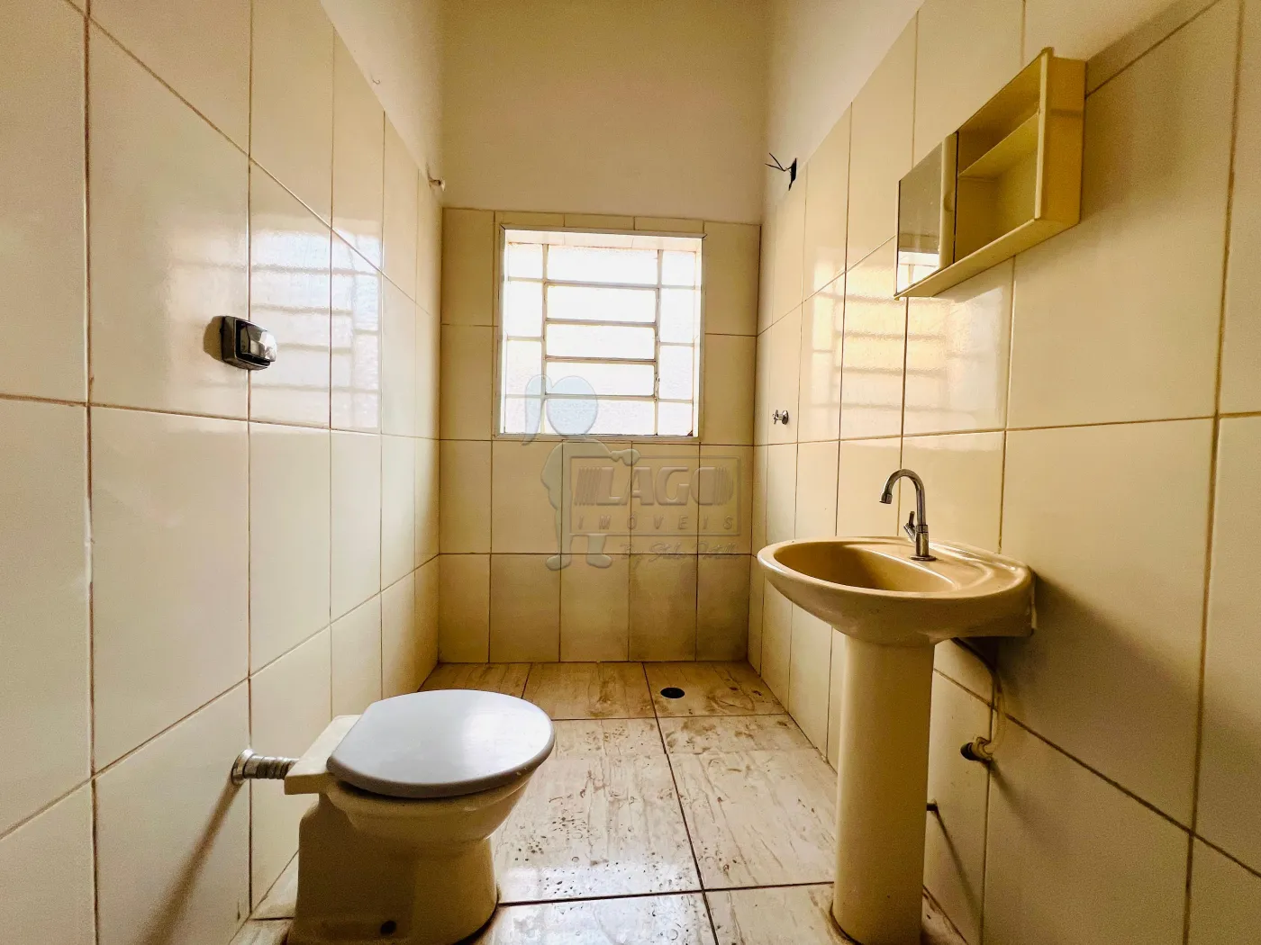 Alugar Casa / Padrão em Ribeirão Preto R$ 850,00 - Foto 11