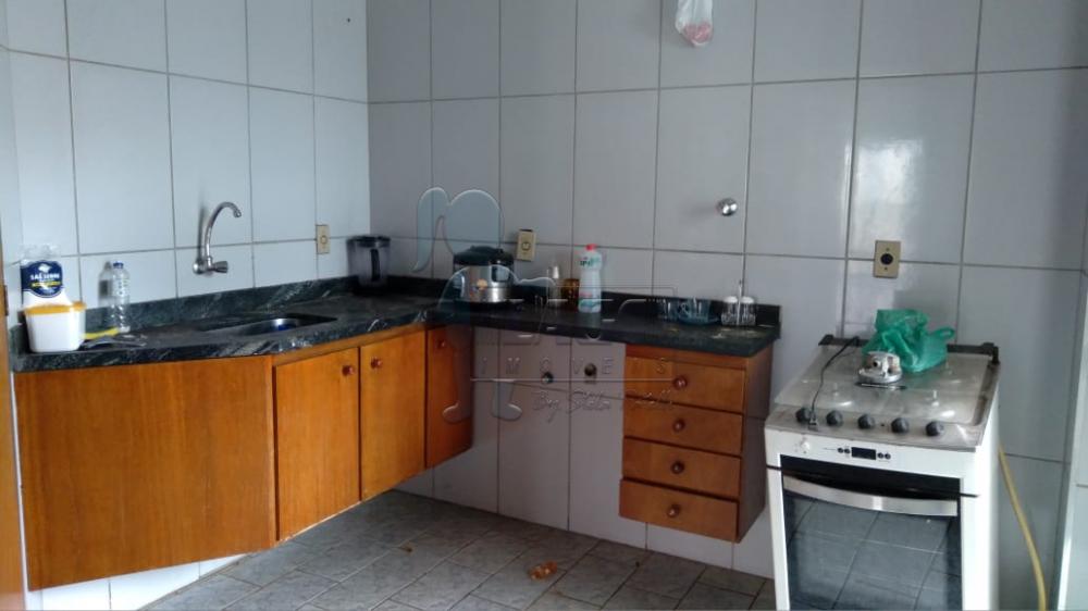 Alugar Apartamento / Padrão em Ribeirão Preto R$ 1.700,00 - Foto 3