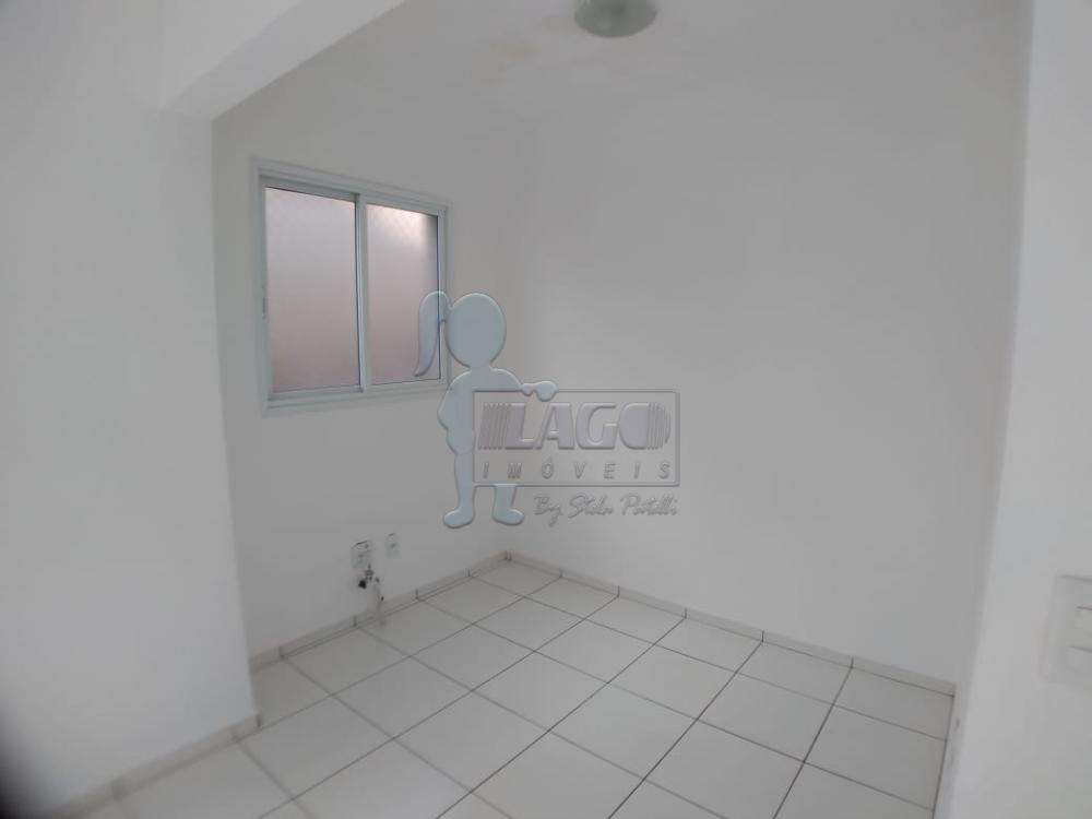 Alugar Apartamento / Padrão em Ribeirão Preto R$ 900,00 - Foto 1