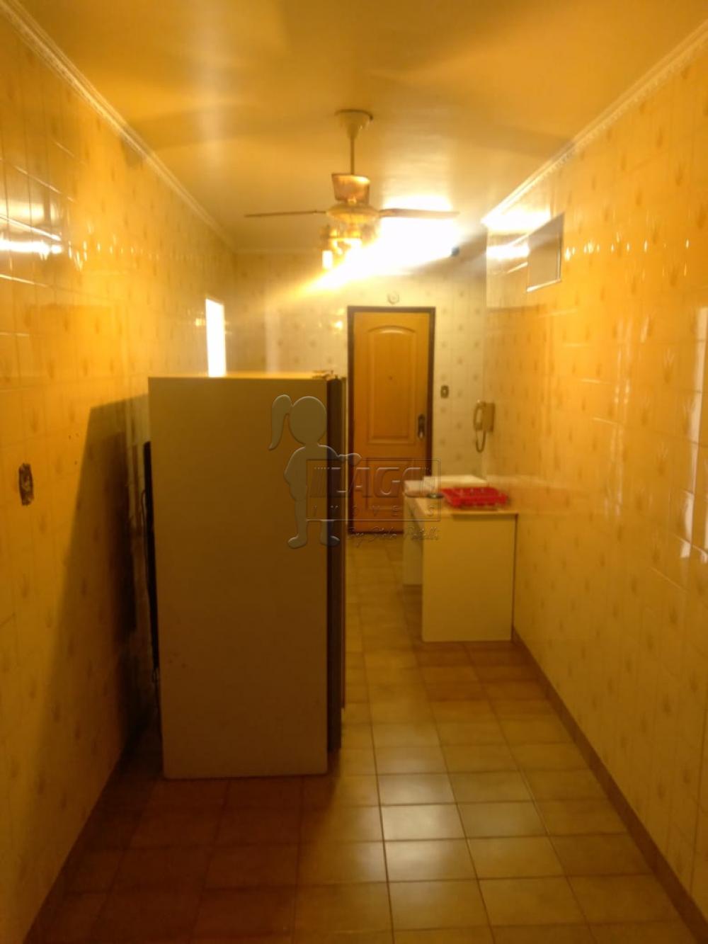 Alugar Apartamento / Padrão em Ribeirão Preto R$ 1.000,00 - Foto 12