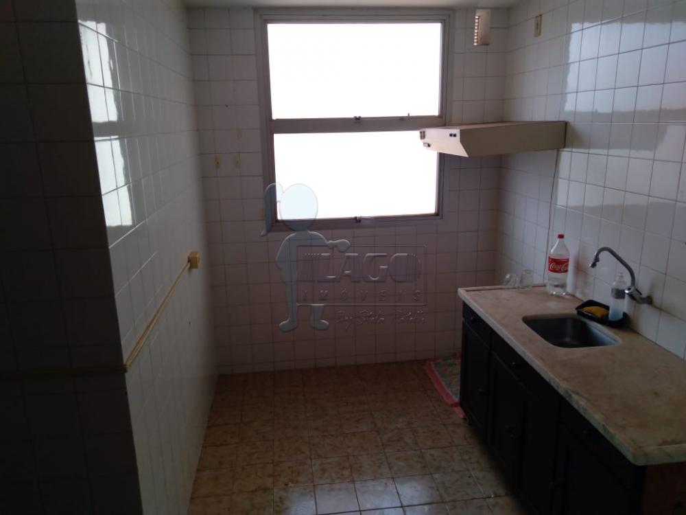 Alugar Apartamentos / Padrão em Ribeirão Preto R$ 1.000,00 - Foto 3