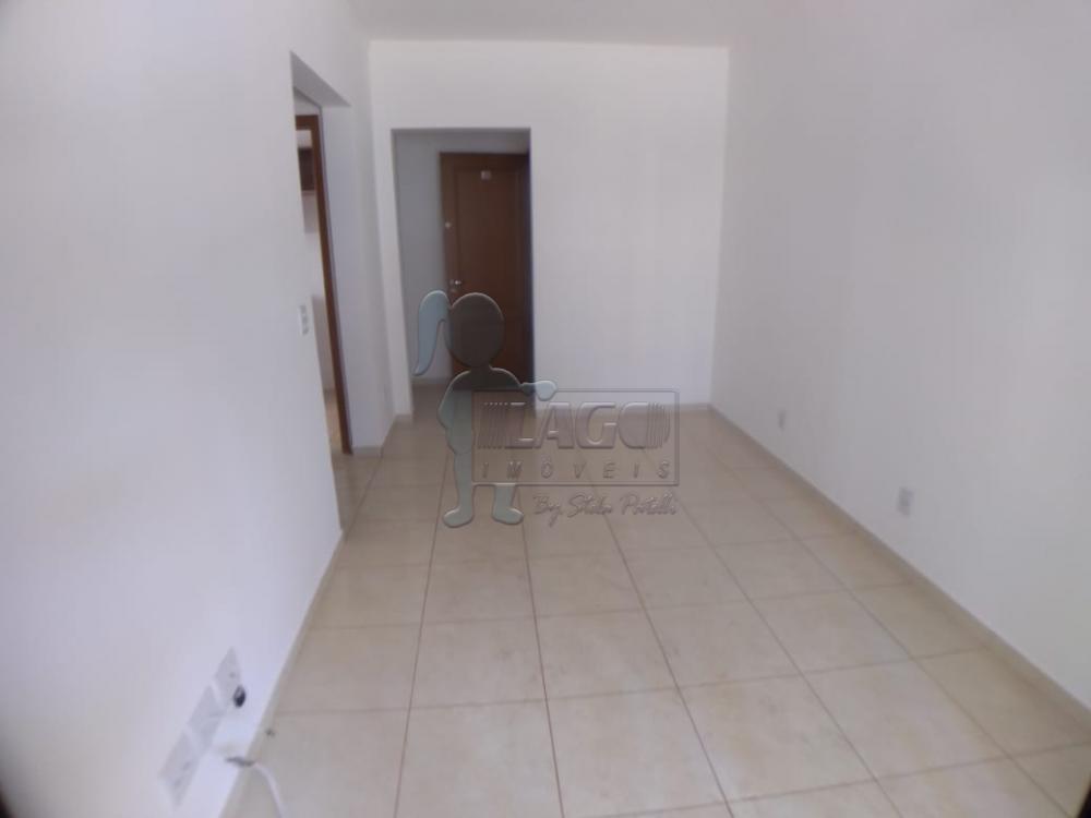 Alugar Apartamentos / Padrão em Ribeirão Preto R$ 1.000,00 - Foto 2