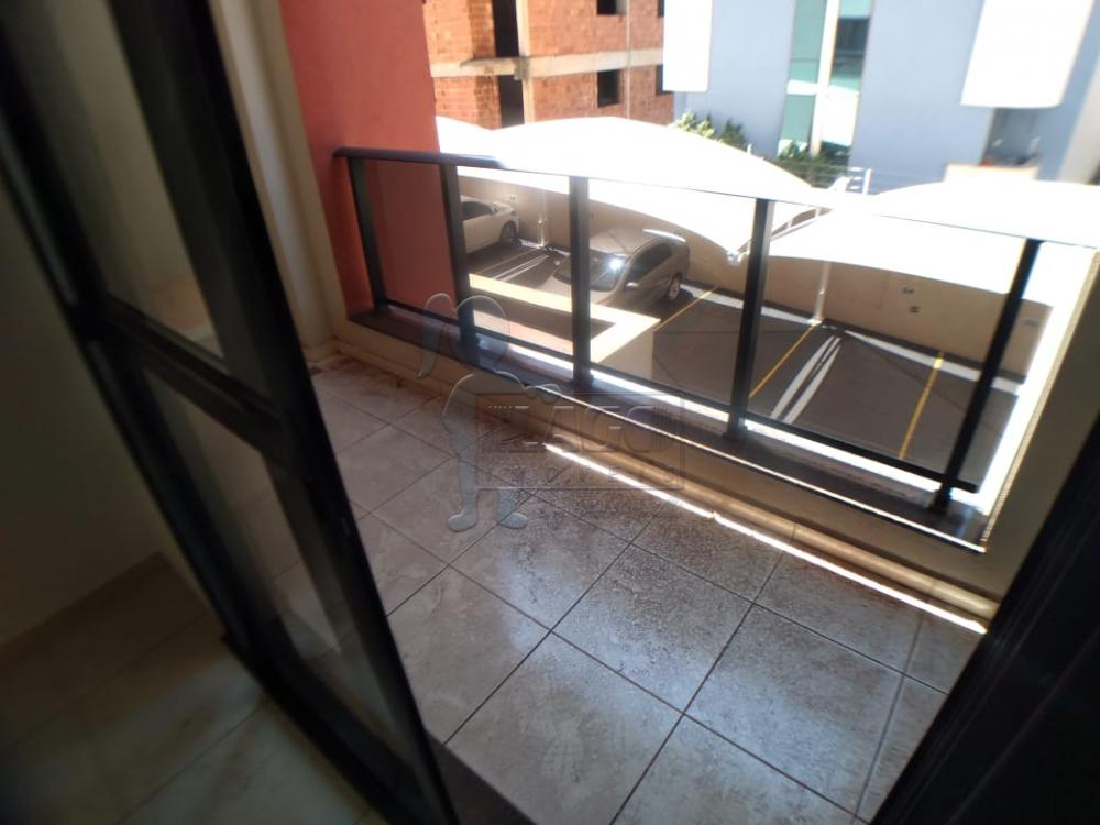 Alugar Apartamentos / Padrão em Ribeirão Preto R$ 1.000,00 - Foto 3