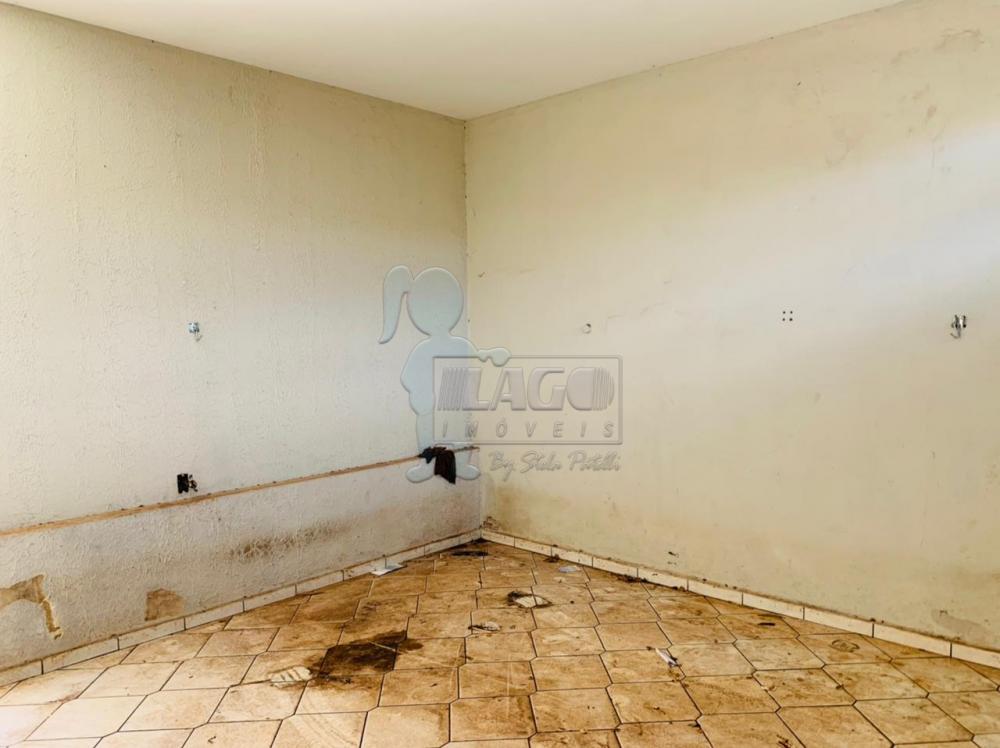 Alugar Casa / Padrão em Ribeirão Preto R$ 950,00 - Foto 2