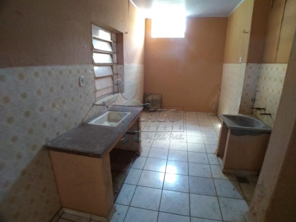 Alugar Casa / Padrão em Ribeirão Preto R$ 800,00 - Foto 7