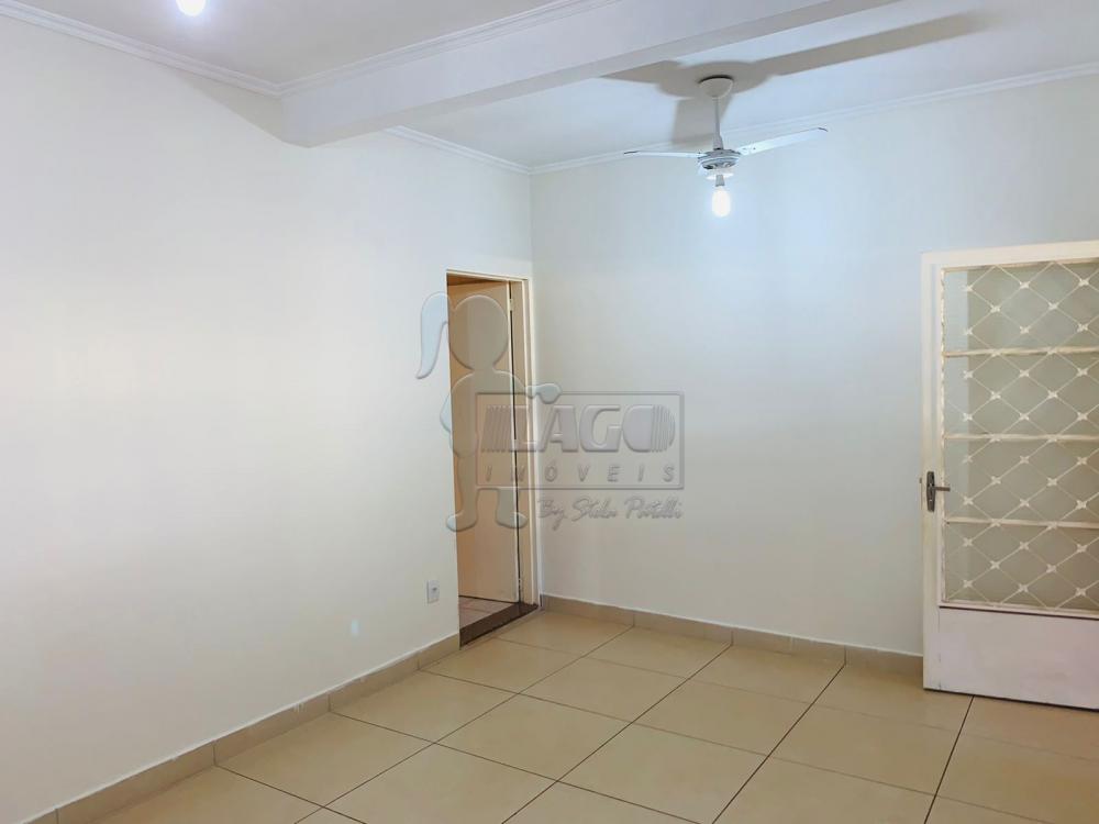 Alugar Casa / Padrão em Ribeirão Preto R$ 1.100,00 - Foto 3