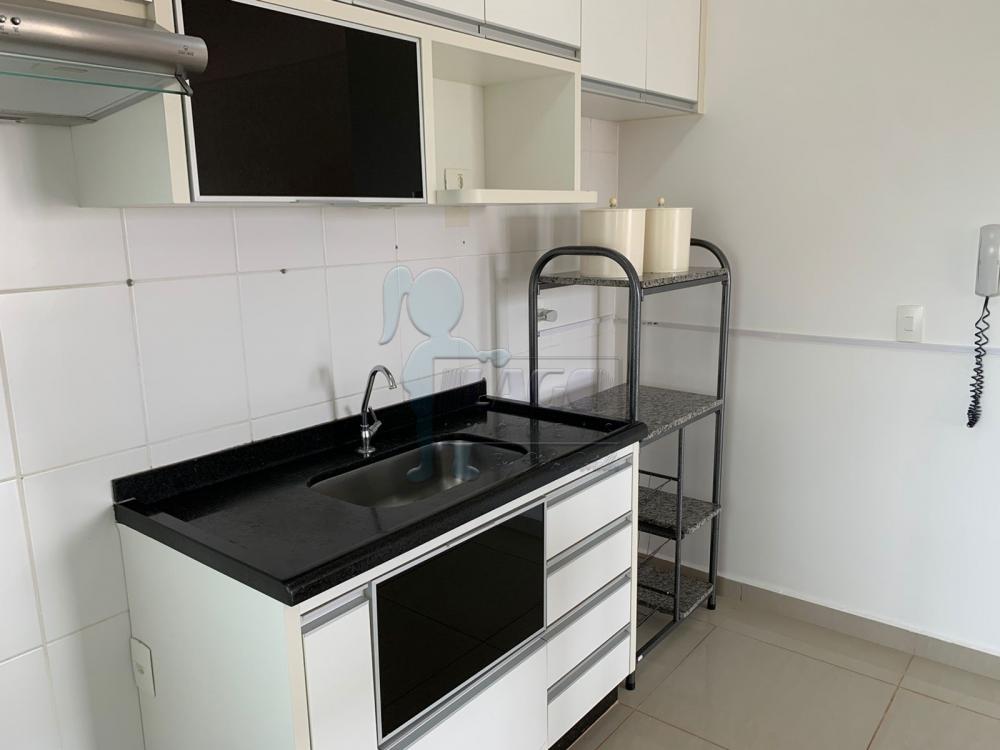 Alugar Apartamentos / Padrão em Ribeirão Preto R$ 1.700,00 - Foto 22