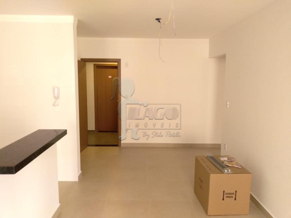 Alugar Apartamentos / Padrão em Ribeirão Preto R$ 2.750,00 - Foto 1
