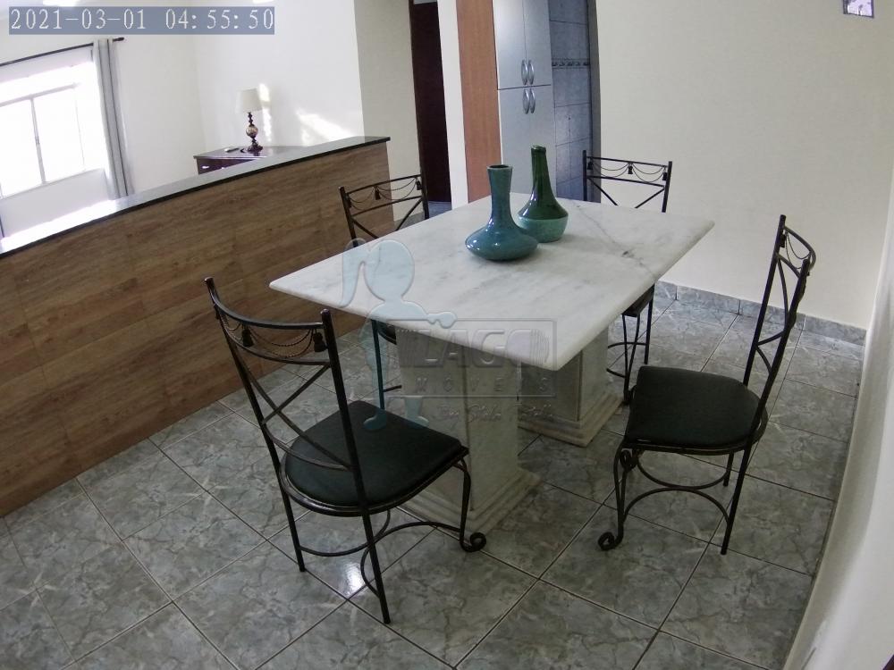 Alugar Apartamento / Padrão em Ribeirão Preto R$ 1.200,00 - Foto 1