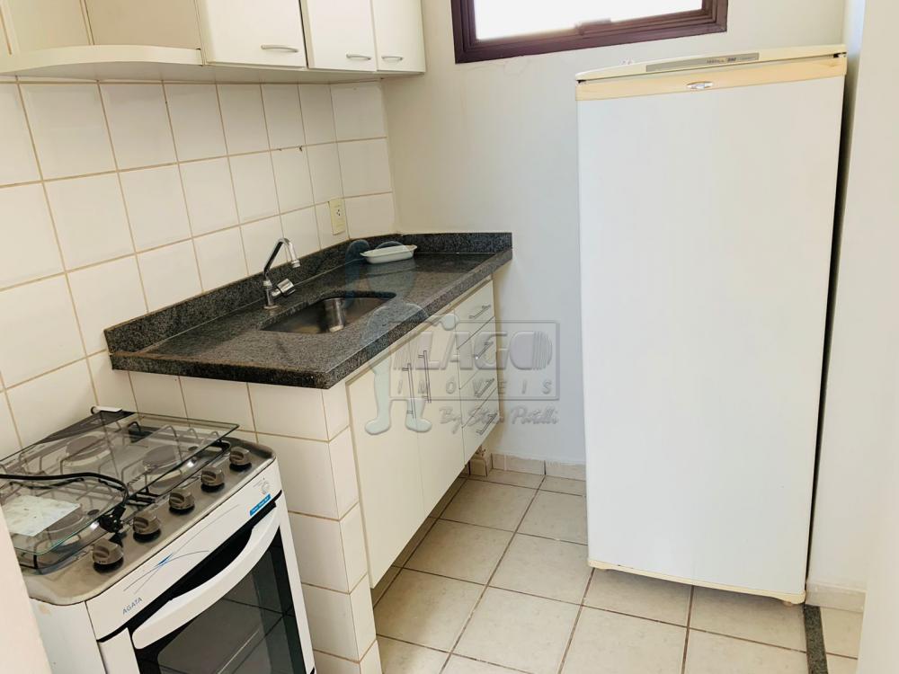 Alugar Apartamento / Padrão em Ribeirão Preto R$ 1.450,00 - Foto 4