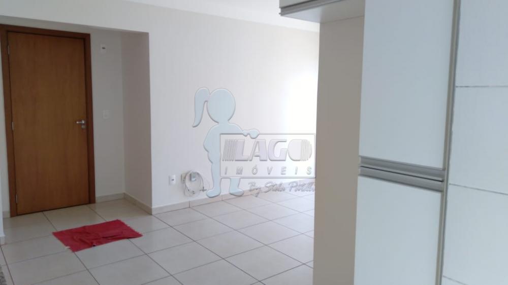 Alugar Apartamento / Padrão em Ribeirão Preto R$ 1.100,00 - Foto 5