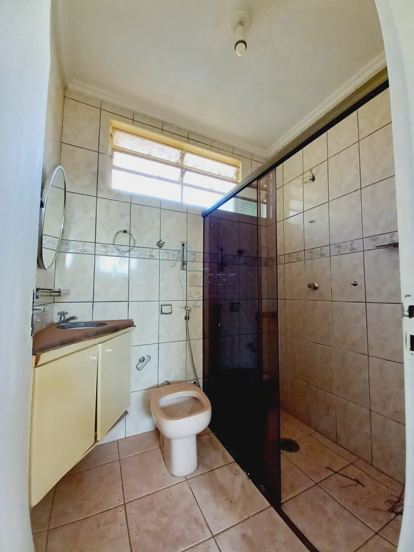 Alugar Casa / Padrão em Ribeirão Preto R$ 2.000,00 - Foto 9