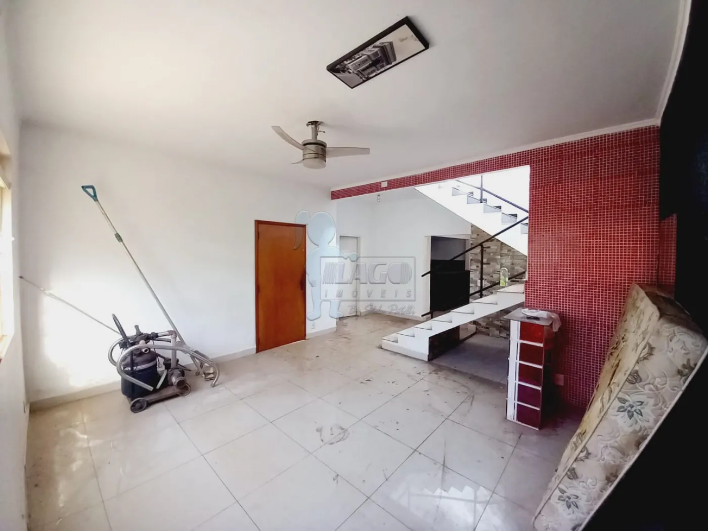 Alugar Casa / Padrão em Ribeirão Preto R$ 2.000,00 - Foto 4