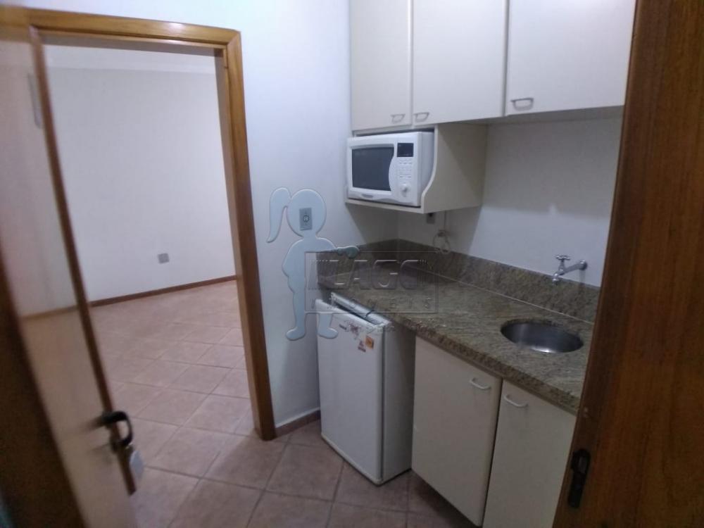 Alugar Apartamento / Kitnet em Ribeirão Preto R$ 750,00 - Foto 1