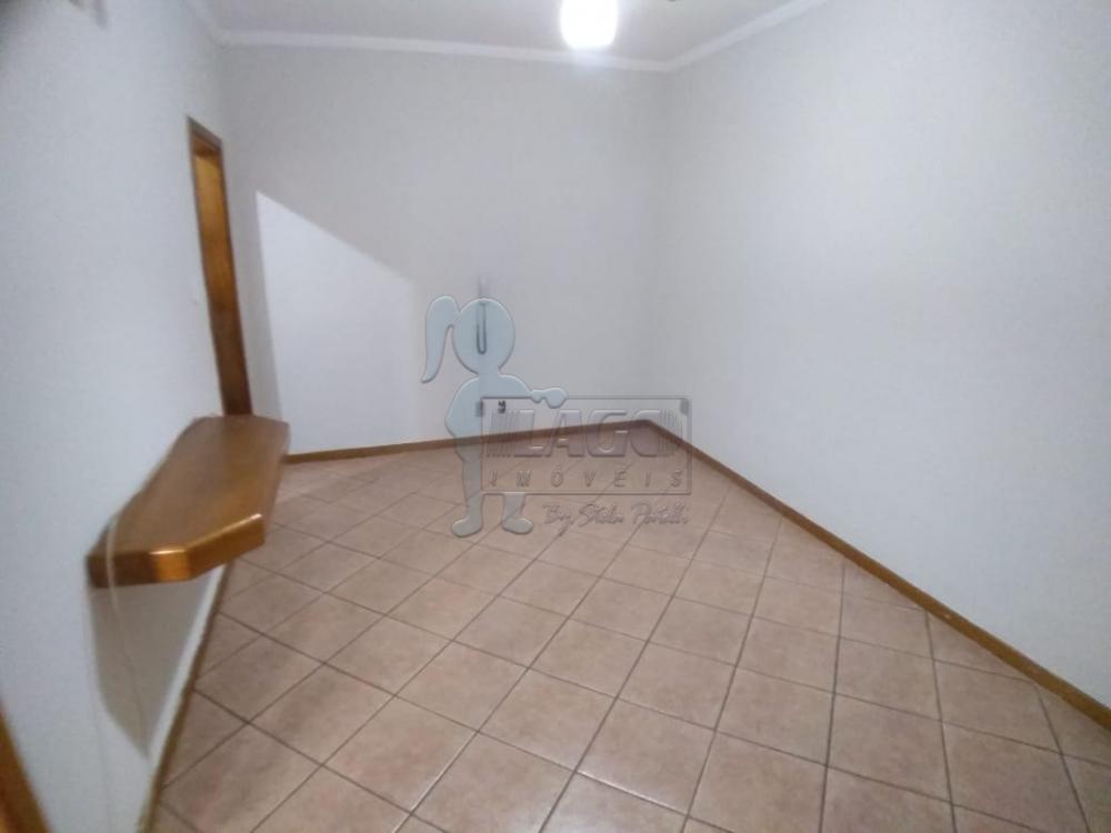 Comprar Apartamento / Kitnet em Ribeirão Preto - Foto 4