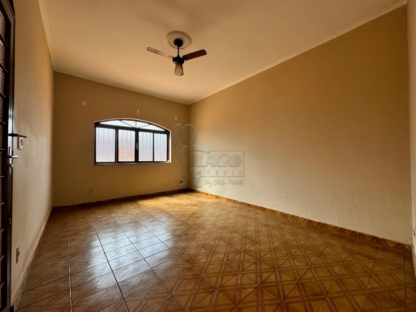 Alugar Casa / Padrão em Ribeirão Preto R$ 2.500,00 - Foto 2