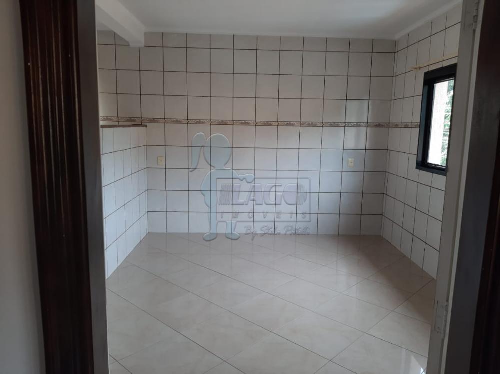 Alugar Casa / Padrão em Ribeirão Preto R$ 1.600,00 - Foto 5