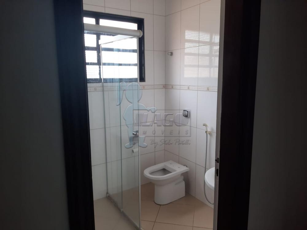 Alugar Casa / Padrão em Ribeirão Preto R$ 1.600,00 - Foto 13