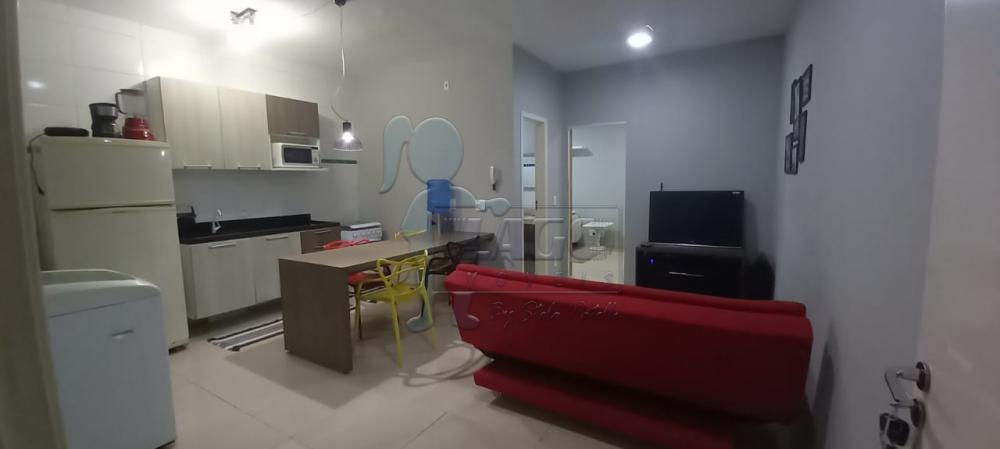 Alugar Apartamento / Padrão em Ribeirão Preto R$ 1.758,00 - Foto 2