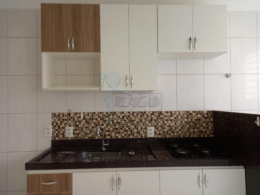 Alugar Apartamento / Padrão em Ribeirão Preto R$ 850,00 - Foto 4