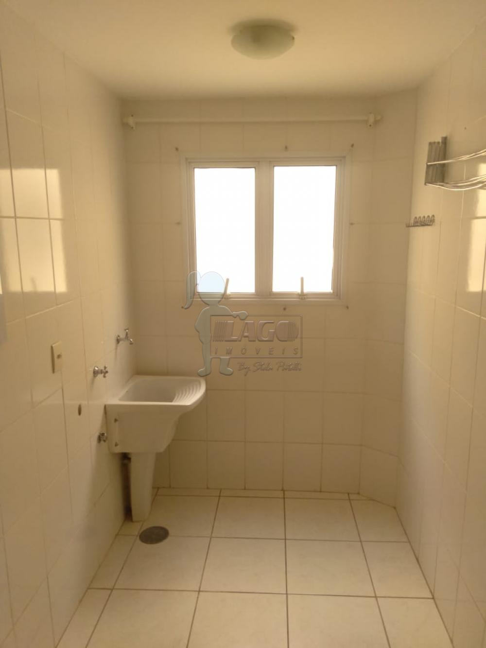 Alugar Apartamento / Padrão em Ribeirão Preto R$ 1.100,00 - Foto 4