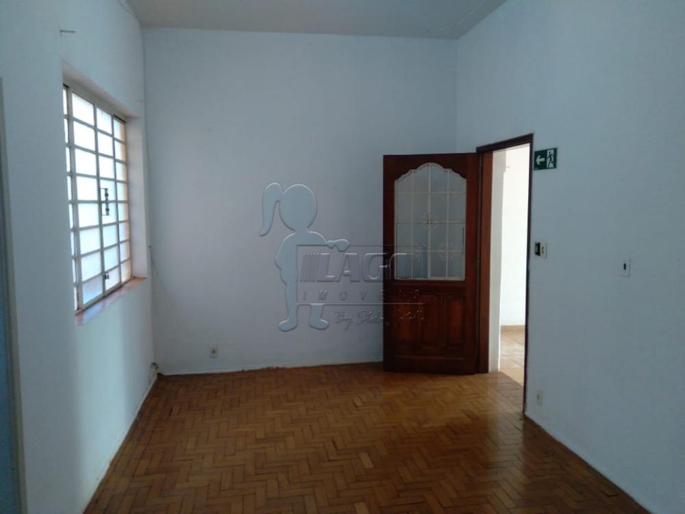 Alugar Casa / Padrão em Ribeirão Preto R$ 2.800,00 - Foto 1