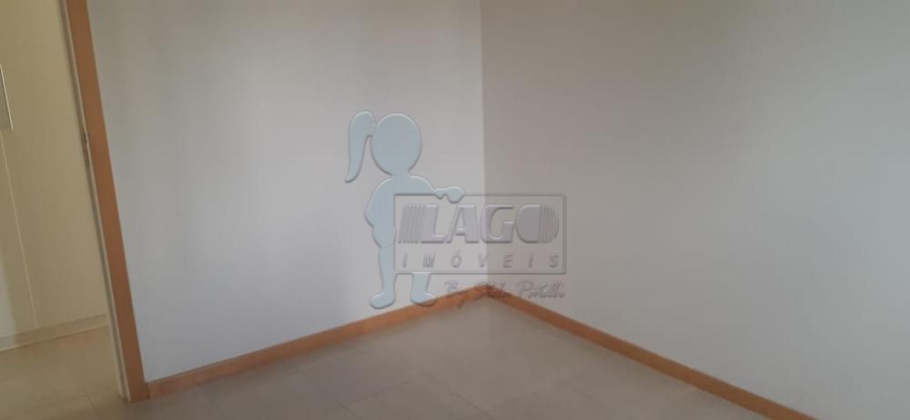 Alugar Apartamento / Padrão em Ribeirão Preto R$ 1.800,00 - Foto 16