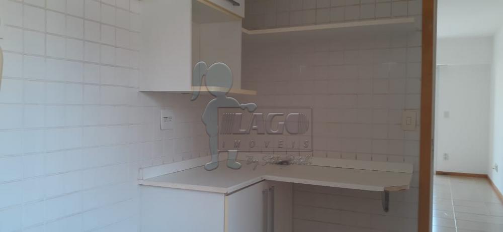 Alugar Apartamentos / Padrão em Ribeirão Preto R$ 1.800,00 - Foto 5