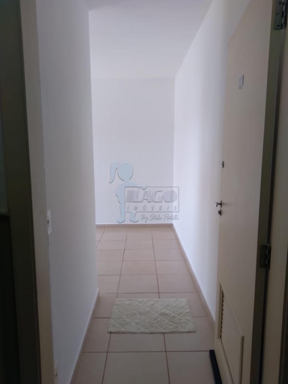 Alugar Apartamento / Padrão em Ribeirão Preto R$ 1.200,00 - Foto 9