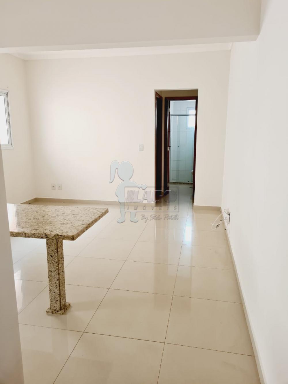 Alugar Apartamento / Padrão em Ribeirão Preto R$ 1.100,00 - Foto 2