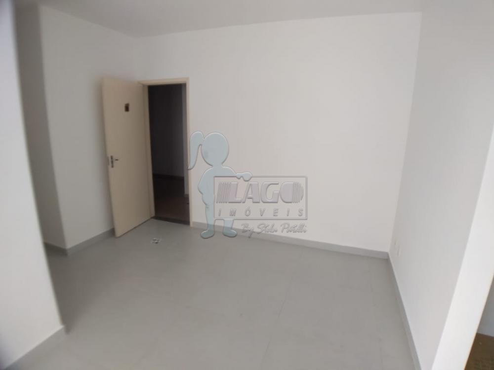 Alugar Apartamento / Padrão em Ribeirão Preto R$ 1.200,00 - Foto 1