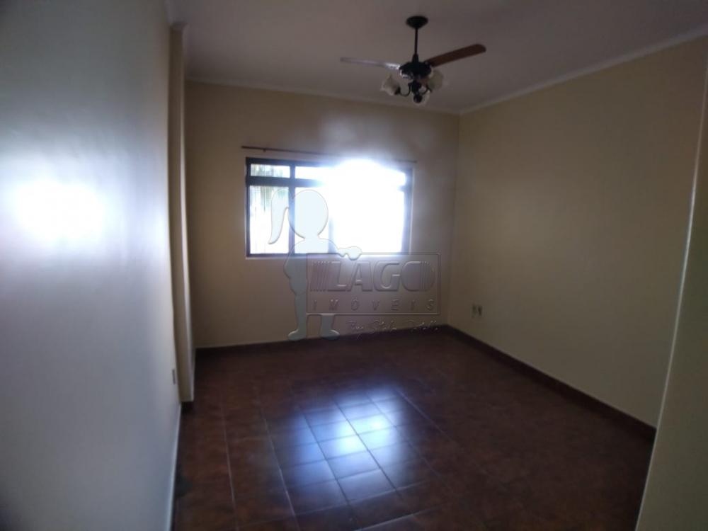 Alugar Apartamento / Padrão em Ribeirão Preto R$ 830,00 - Foto 2