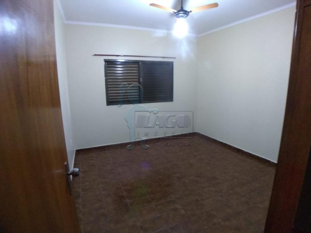 Alugar Apartamento / Padrão em Ribeirão Preto R$ 830,00 - Foto 3