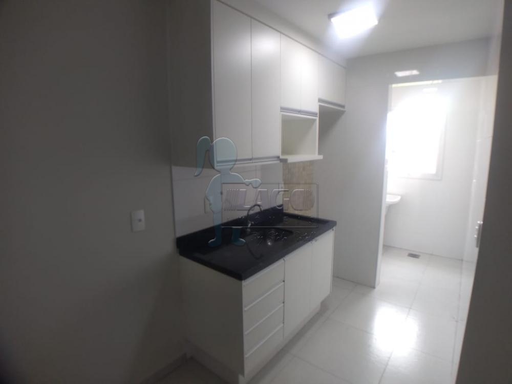 Alugar Apartamento / Padrão em Bonfim Paulista R$ 700,00 - Foto 3