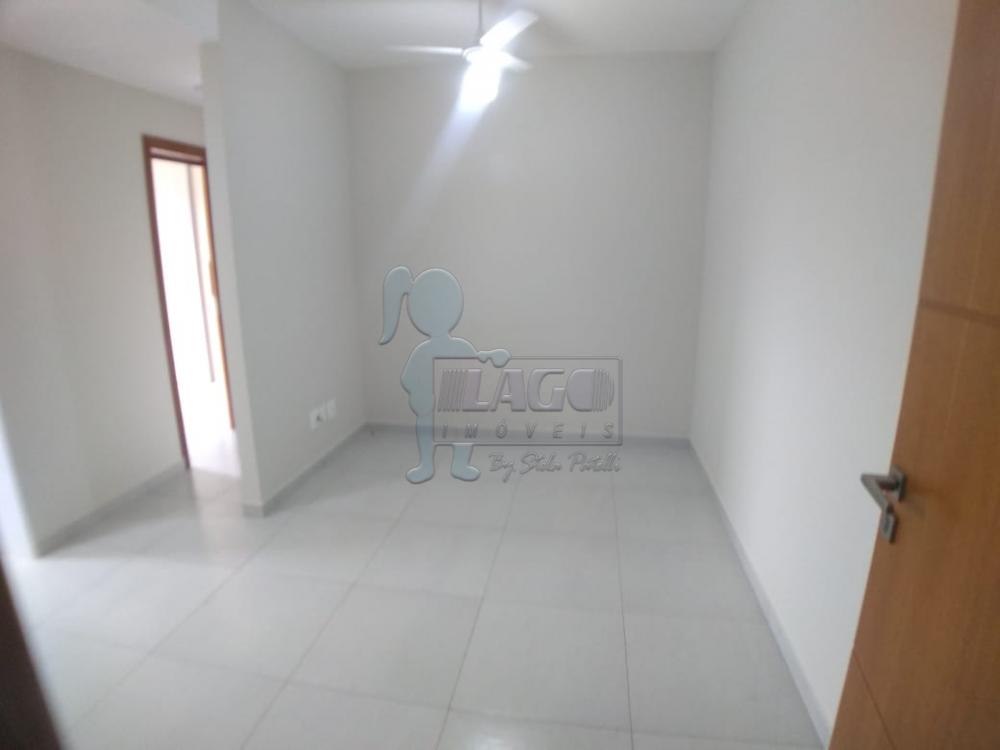 Alugar Apartamento / Padrão em Bonfim Paulista R$ 700,00 - Foto 1