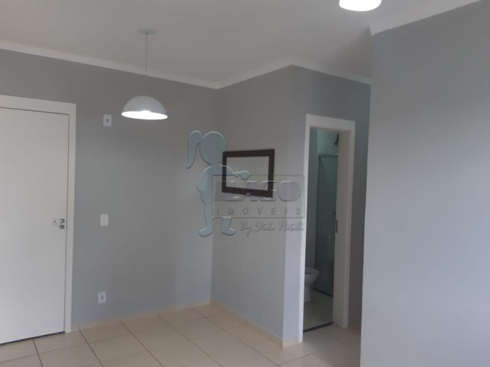 Alugar Apartamento / Padrão em Ribeirão Preto R$ 950,00 - Foto 1