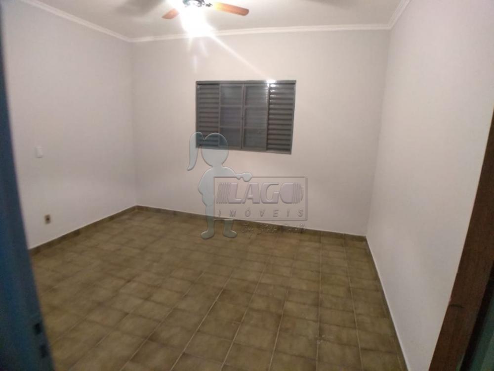 Alugar Casa / Padrão em Ribeirão Preto R$ 1.100,00 - Foto 11