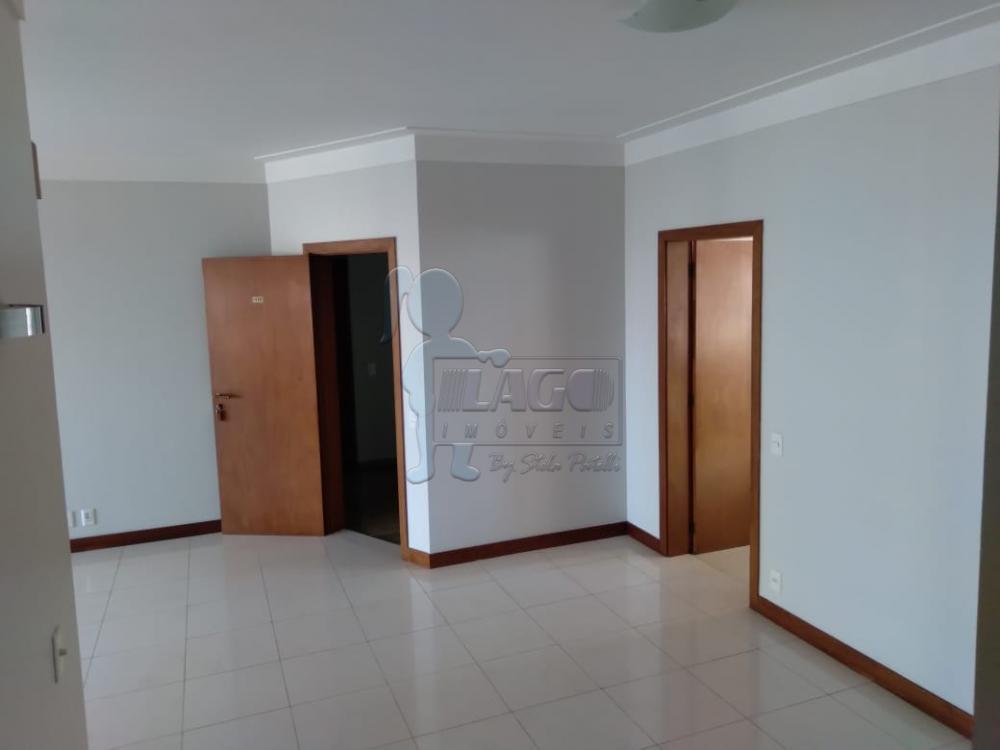 Alugar Apartamento / Padrão em Ribeirão Preto R$ 2.000,00 - Foto 1