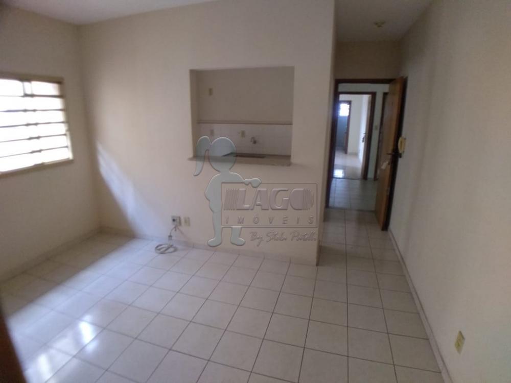 Alugar Apartamento / Padrão em Ribeirão Preto R$ 900,00 - Foto 1