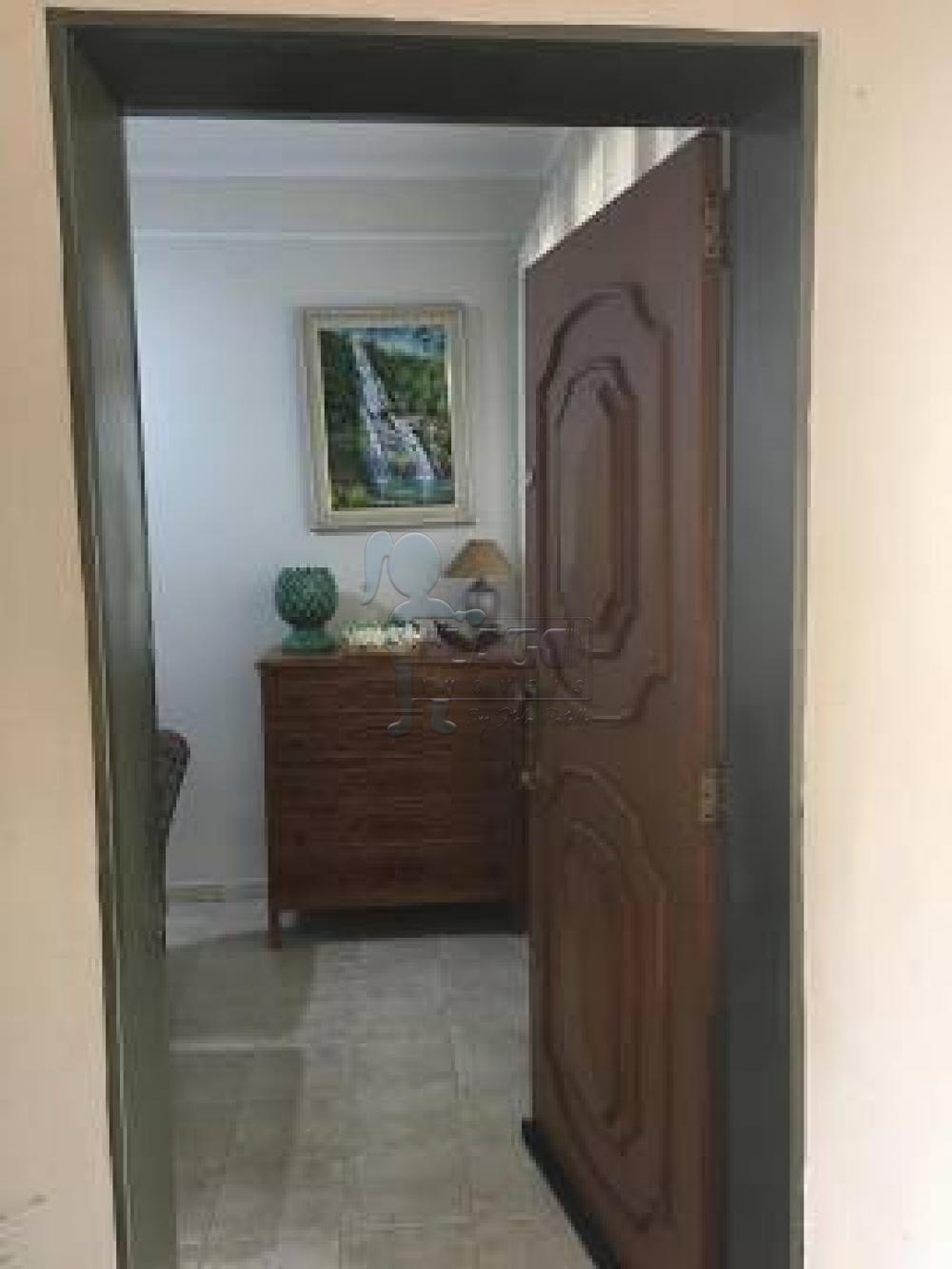 Alugar Casa / Padrão em Ribeirão Preto R$ 1.350,00 - Foto 12