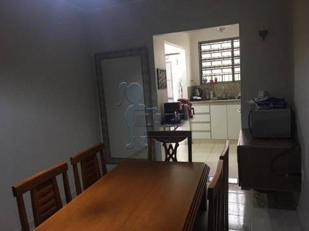 Alugar Casa / Padrão em Ribeirão Preto R$ 1.350,00 - Foto 18