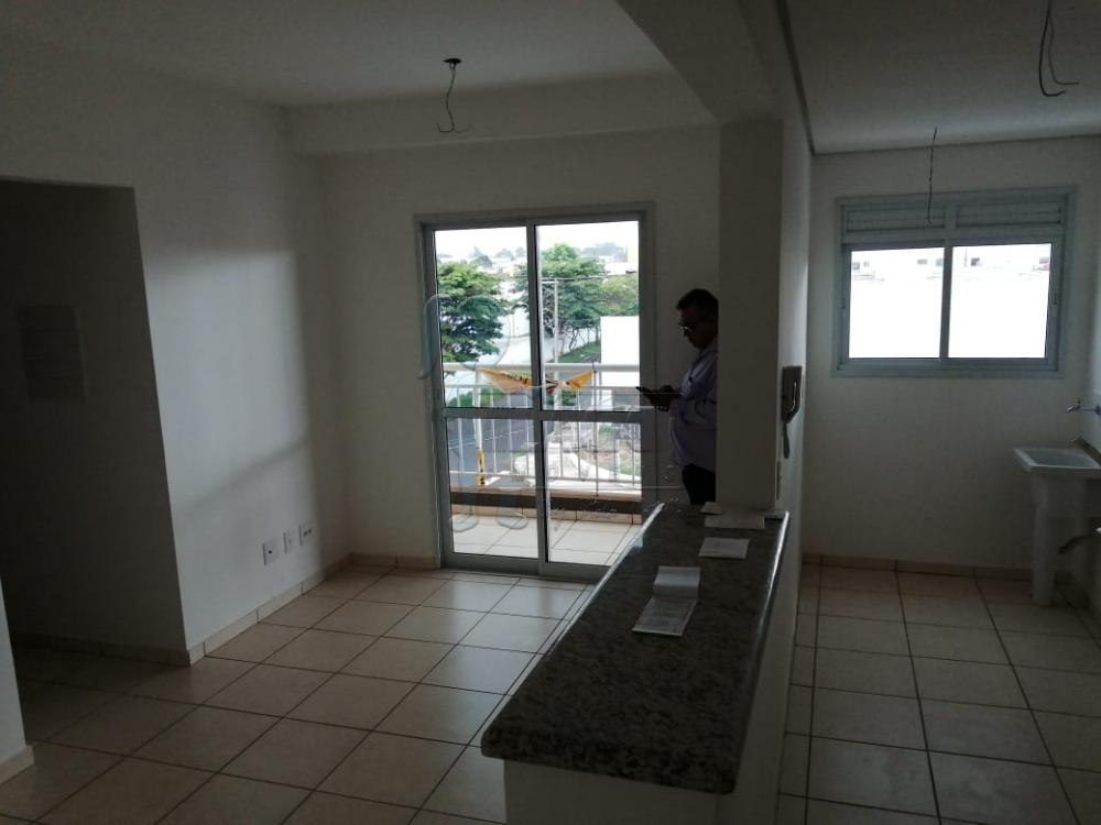 Alugar Apartamento / Padrão em Ribeirão Preto R$ 600,00 - Foto 1