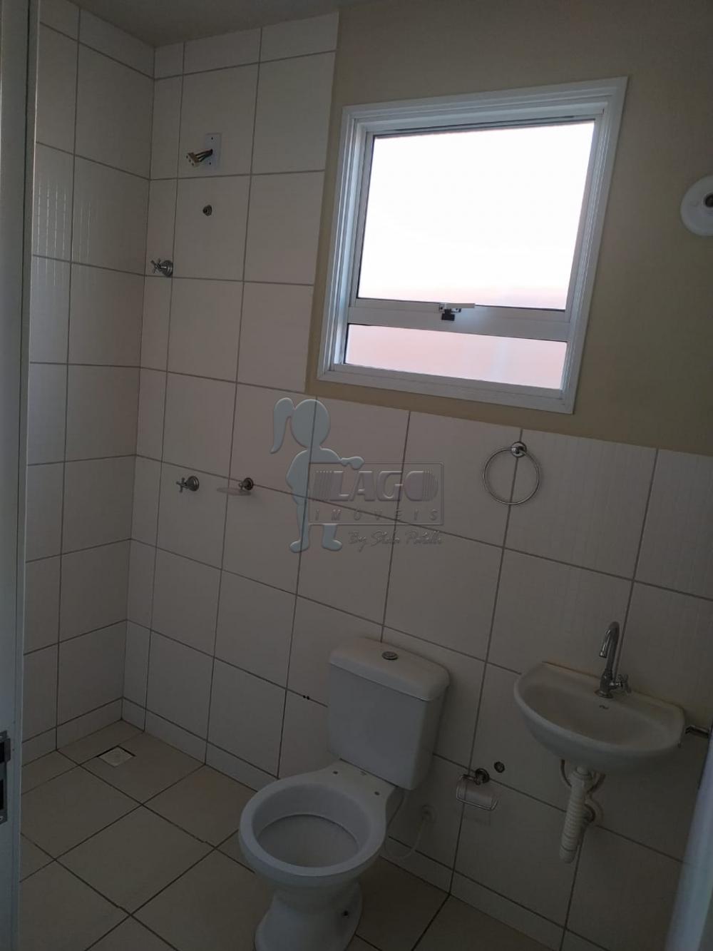 Alugar Casa / Padrão em Ribeirão Preto R$ 850,00 - Foto 10