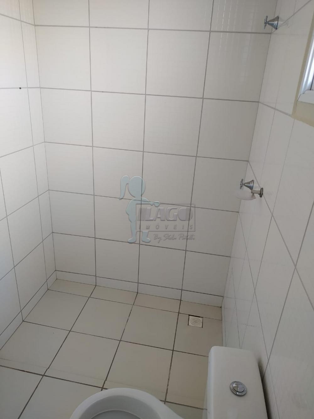 Alugar Casa / Padrão em Ribeirão Preto R$ 850,00 - Foto 11