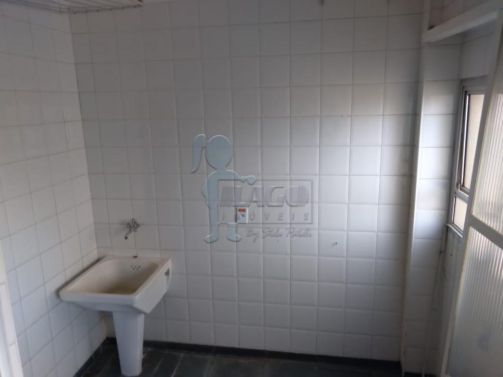 Alugar Apartamento / Padrão em Ribeirão Preto R$ 700,00 - Foto 4