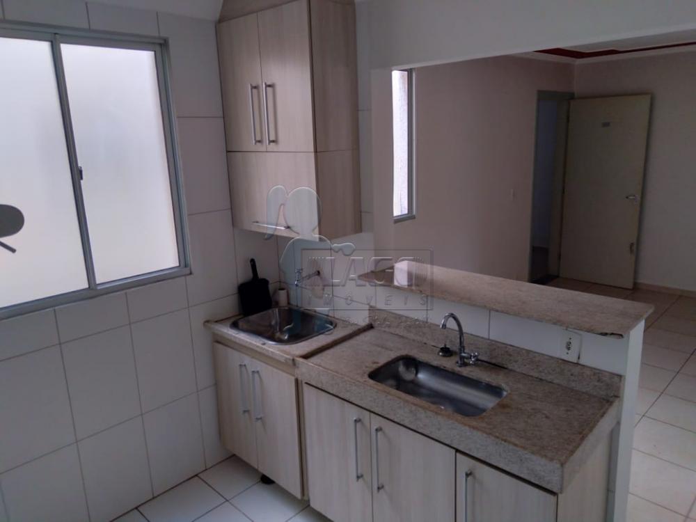 Alugar Apartamentos / Padrão em Ribeirão Preto R$ 900,00 - Foto 4
