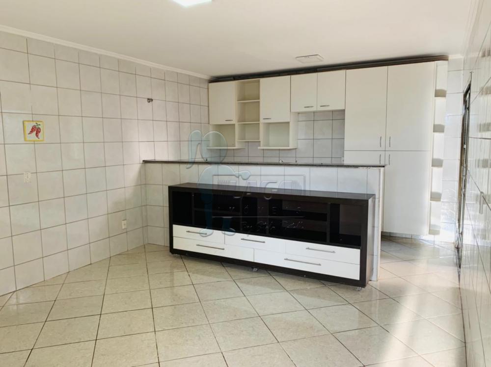 Alugar Casa / Padrão em Ribeirão Preto R$ 1.900,00 - Foto 17