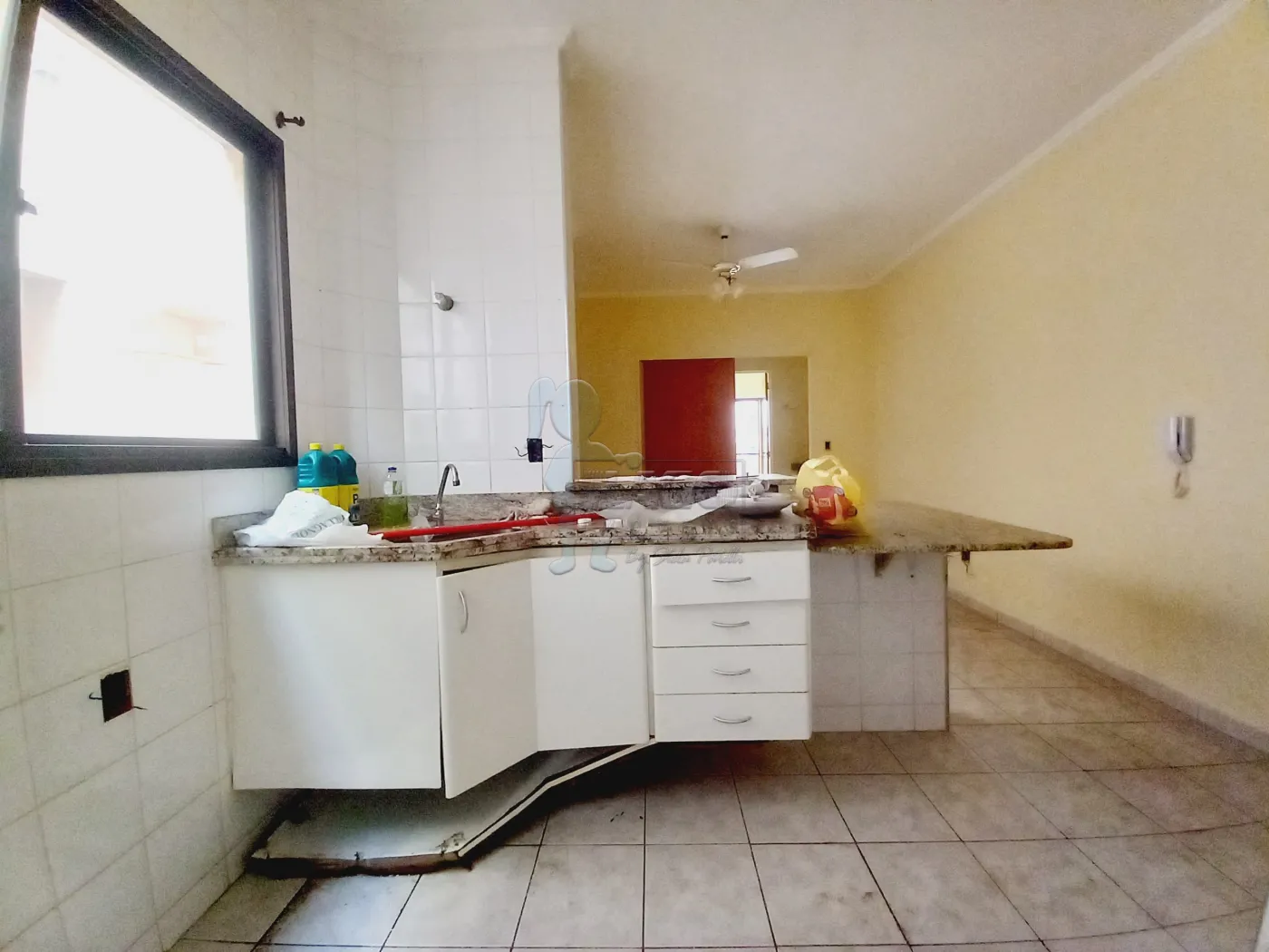 Alugar Apartamento / Padrão em Ribeirão Preto R$ 1.100,00 - Foto 14